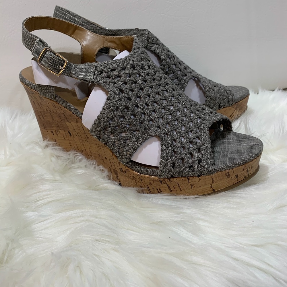 SO “ Taffy” Gray Mesh Cork like wedges size 11 - Picture 2 of 6